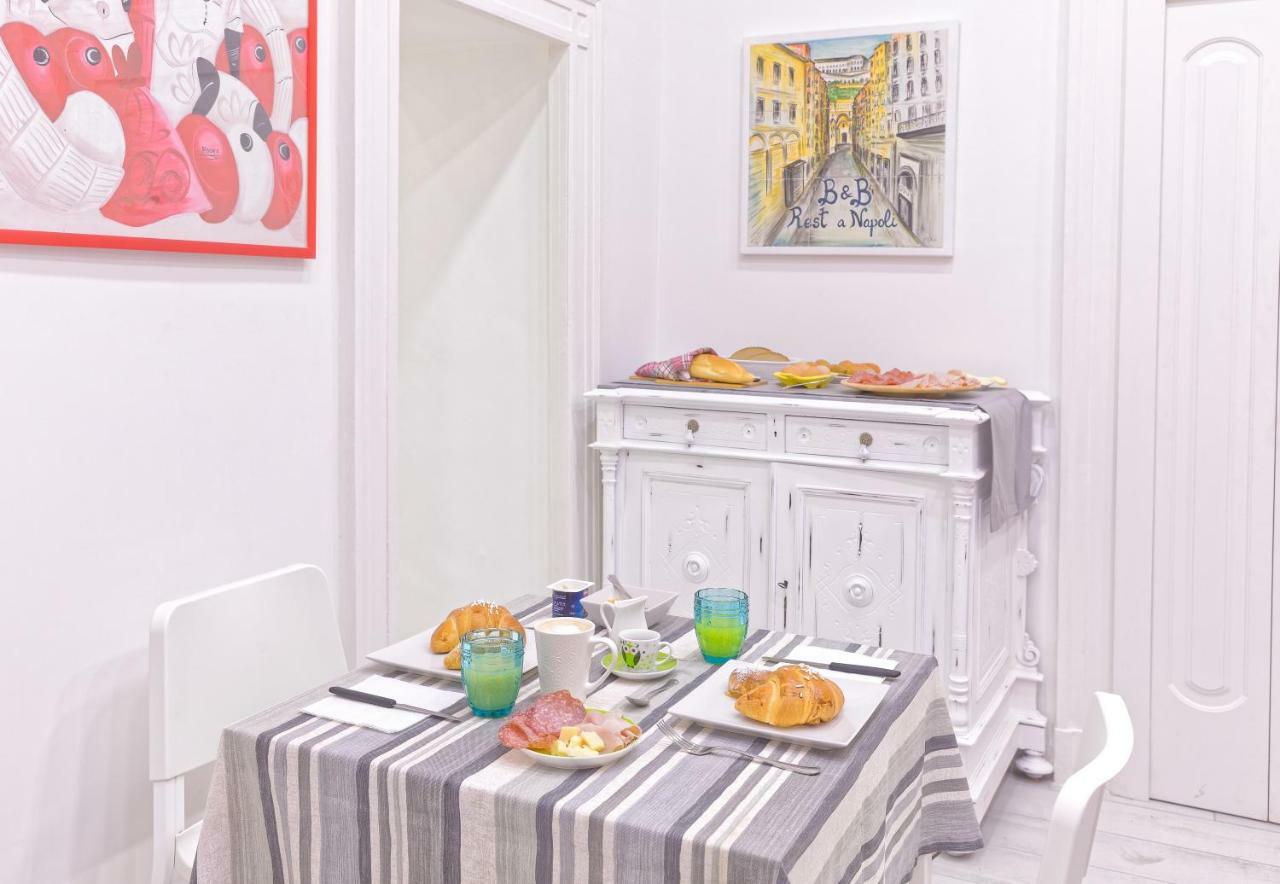 B&B Rest A Napoli Екстер'єр фото