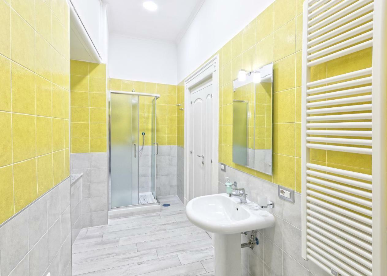 B&B Rest A Napoli Екстер'єр фото