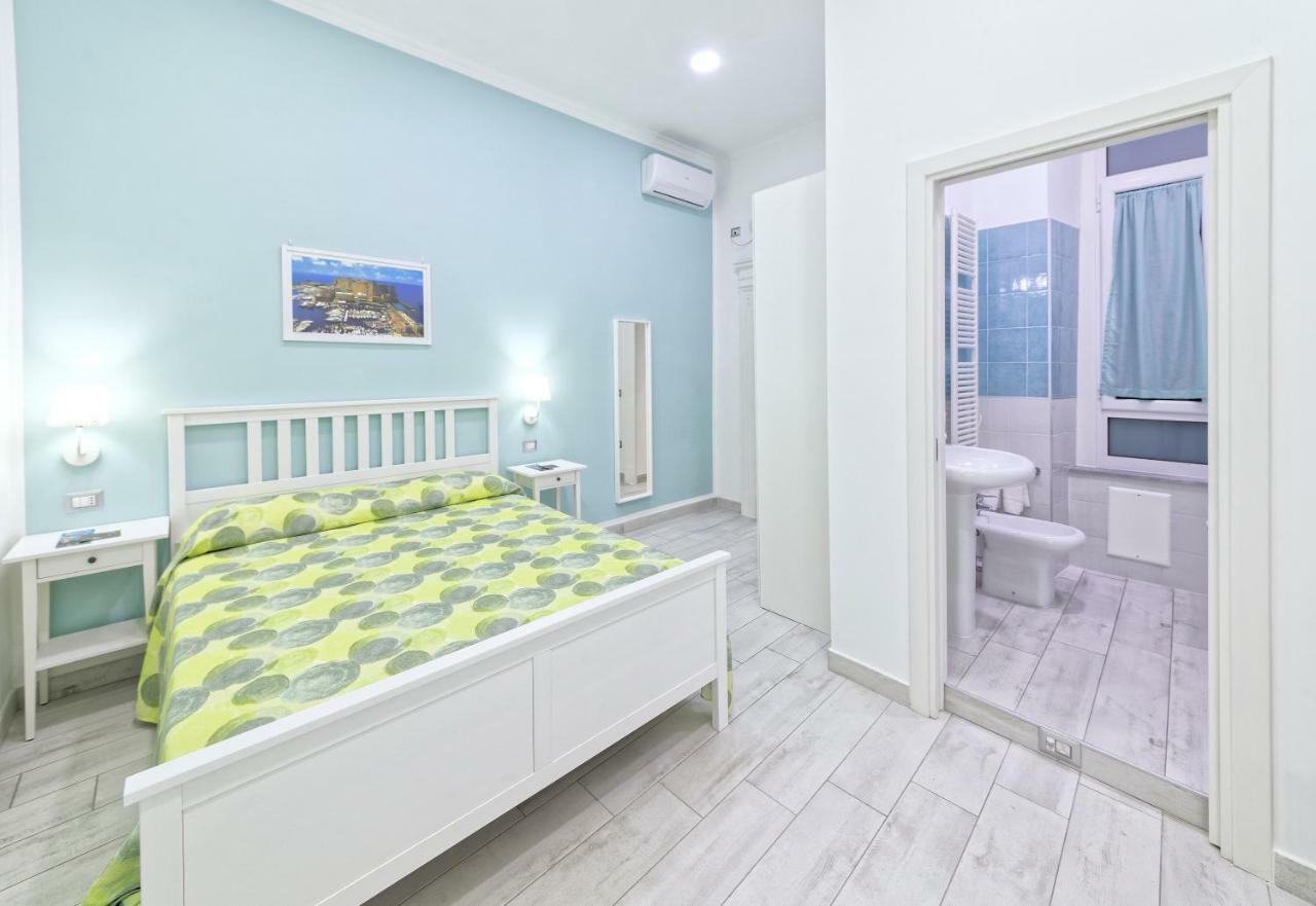 B&B Rest A Napoli Екстер'єр фото